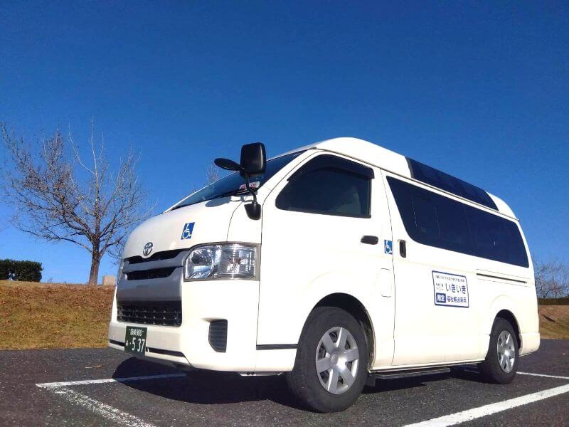 介護車両ハイエース