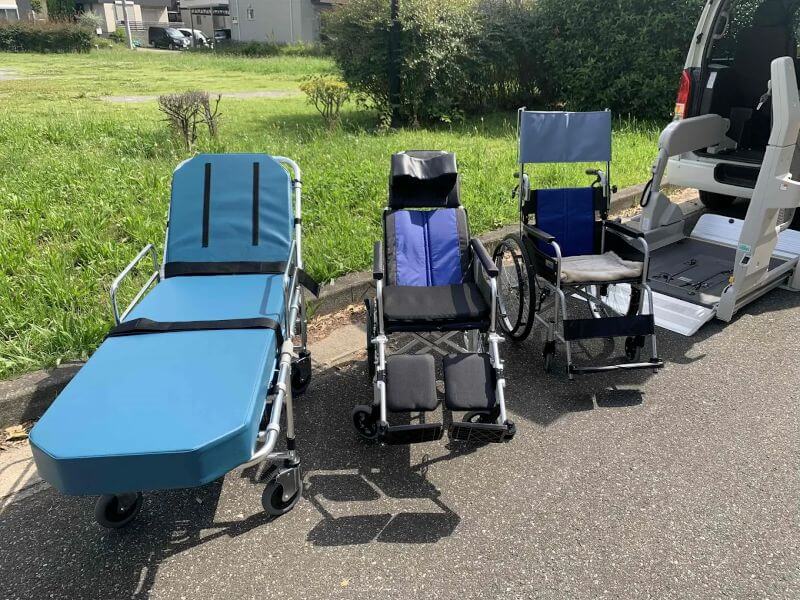 車いす・リクライニング車いす・ストレッチャー