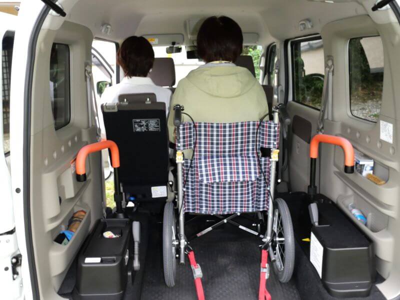 介護車両エブリイ車いす乗車