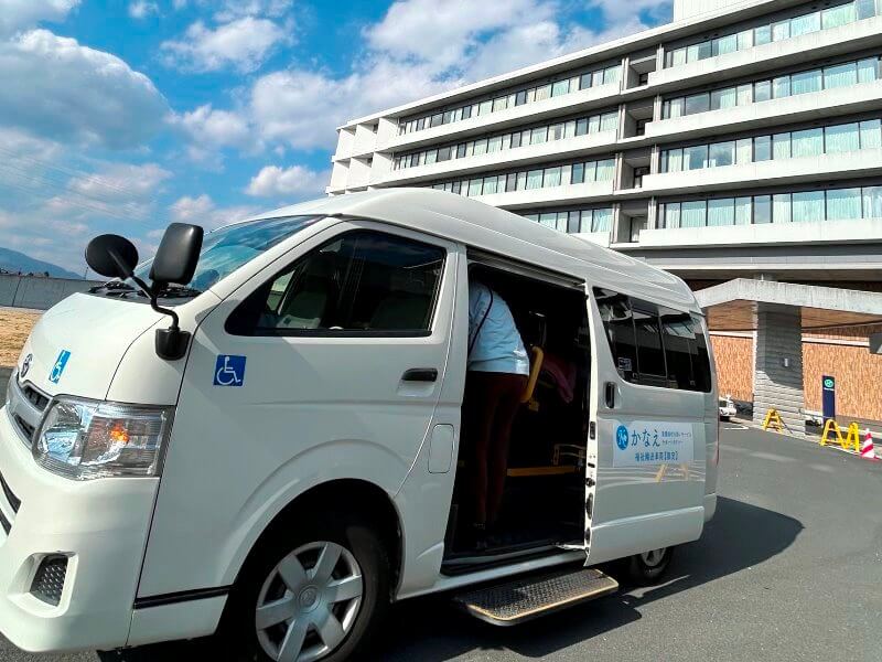 介護車両ハイエース