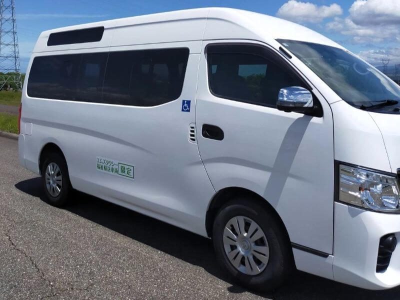 介護車両キャラバン