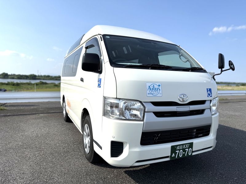 介護車両ハイエース
