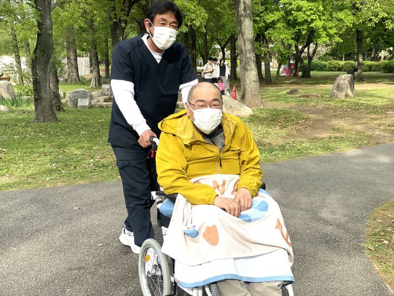 利用者とドライバー斉藤さん