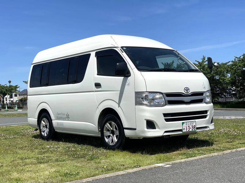 介護車両ハイエース