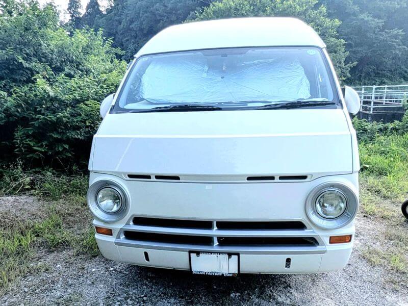 介護車両ハイエース正面