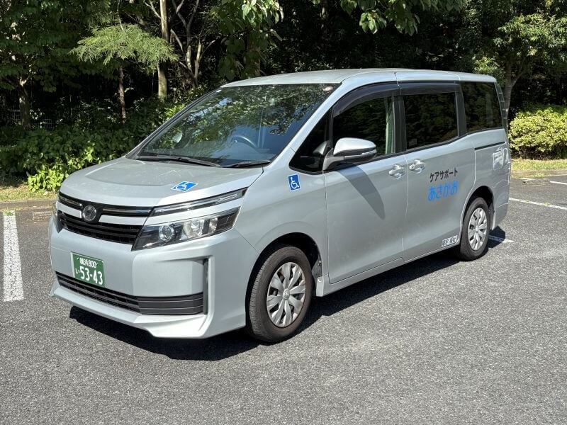 介護車両ヴォクシー