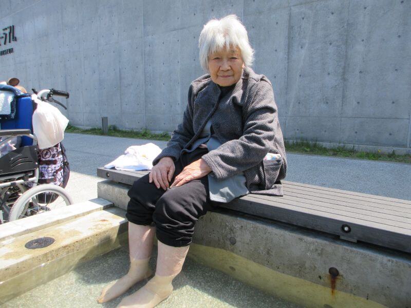 利用者の足湯