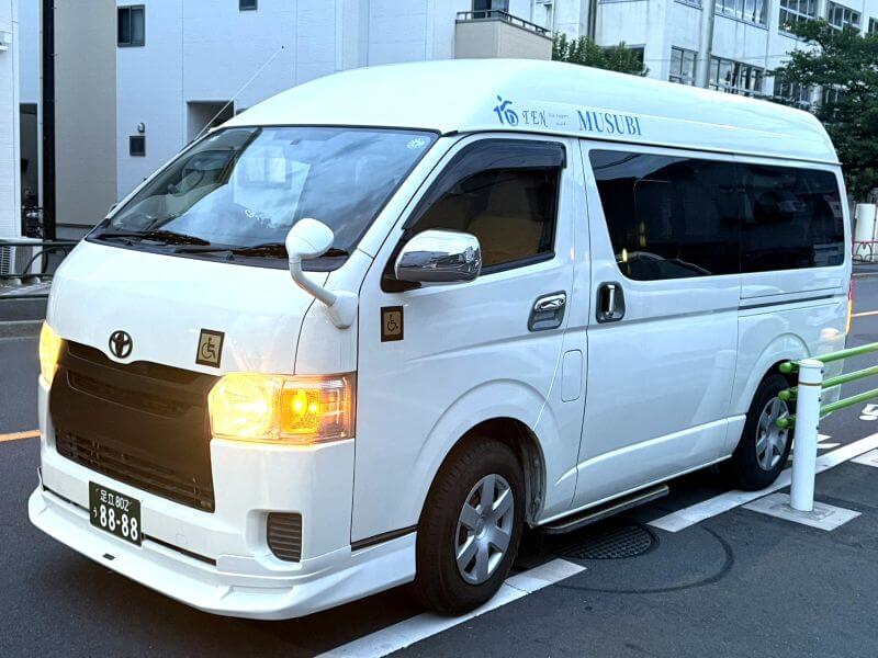 ハイエース
