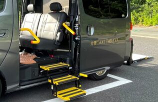 後付けリフトと補助ステップ