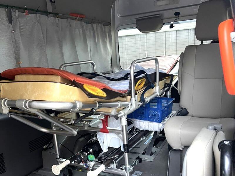 ストレッチャー乗車時