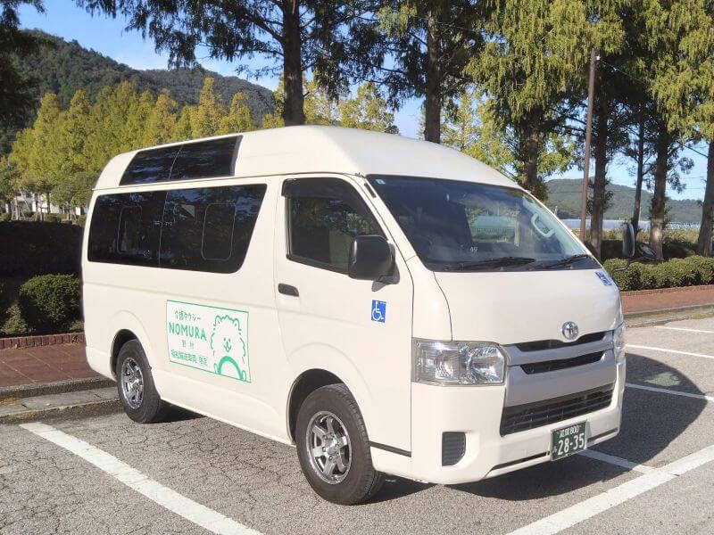 介護車両ハイエース