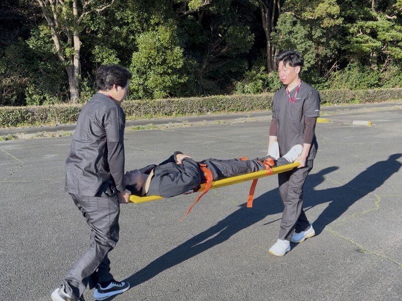 ストレッチャー搬送