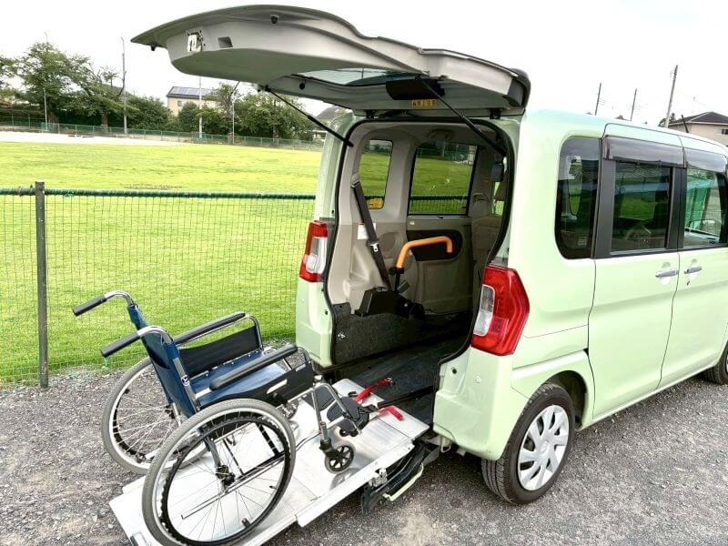 介護車両タント